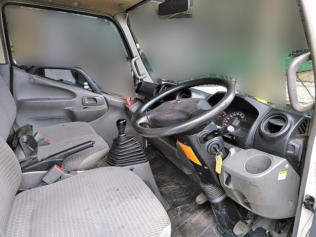 トヨタダイナ平ボディ小型（2t・3t）[写真26]