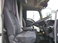 いすゞフォワードアルミバン中型（4t）[写真32]