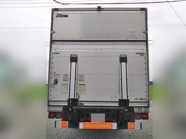 いすゞフォワードアルミバン中型（4t）[写真06]