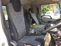 UDトラックスコンドルアームロール増トン（6t・8t）[写真30]