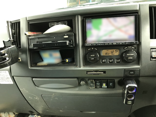 いすゞフォワードクレーン3段中型（4t）[写真29]