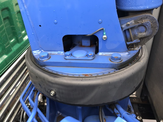 いすゞフォワードクレーン3段中型（4t）[写真08]