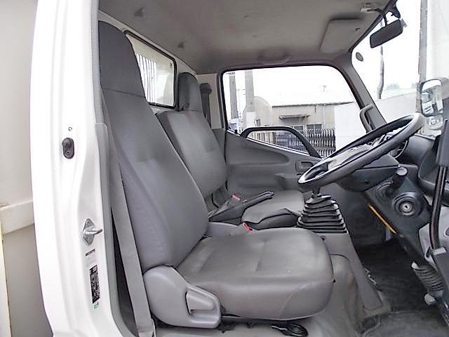 日野デュトロダンプ小型（2t・3t）[写真32]