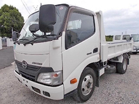 日野デュトロダンプ小型（2t・3t）[写真03]