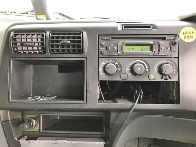 三菱ふそうスーパーグレートアルミブロック大型（10t）[写真35]