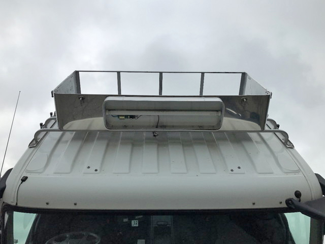 三菱ふそうスーパーグレートアルミブロック大型（10t）[写真08]