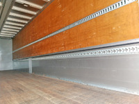 いすゞギガアルミウイング大型（10t）[写真11]