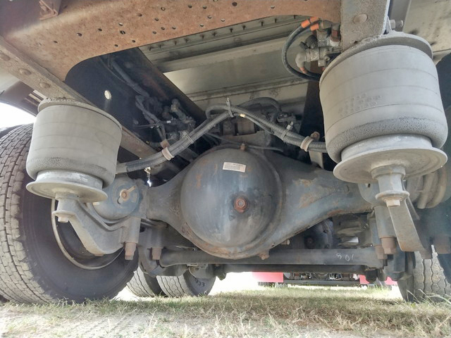 いすゞギガアルミウイング大型（10t）[写真19]