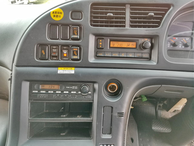 いすゞギガアルミウイング大型（10t）[写真33]