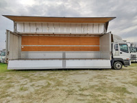 いすゞギガアルミウイング大型（10t）[写真04]