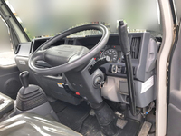 いすゞエルフ高所作業車小型（2t・3t）[写真33]