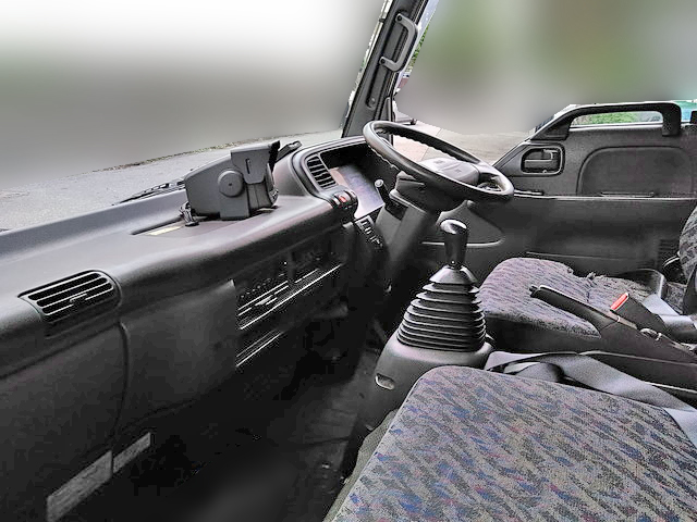 日産アトラスパネルウイング小型（2t・3t）[写真29]