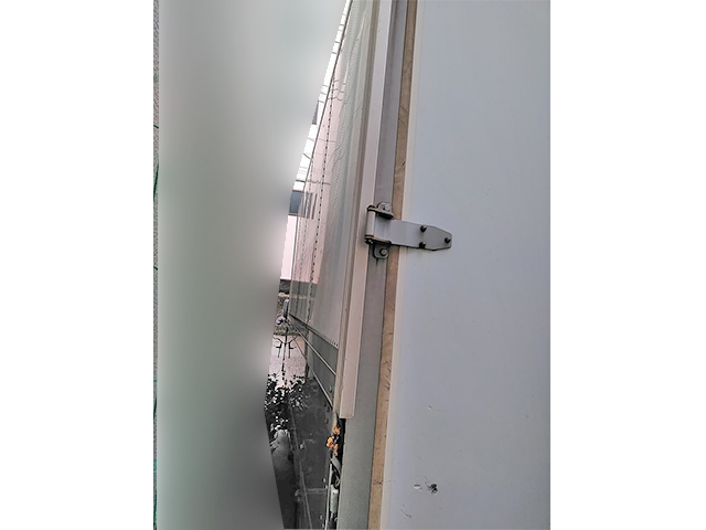 日産アトラスパネルウイング小型（2t・3t）[写真09]