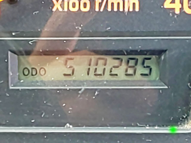 いすゞフォワードユニック5段中型（4t）[写真23]