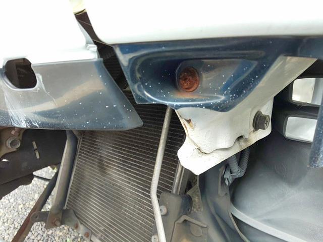 いすゞフォワードユニック5段中型（4t）[写真24]