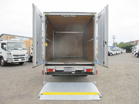 トヨタトヨエースアルミバン小型（2t・3t）[写真11]