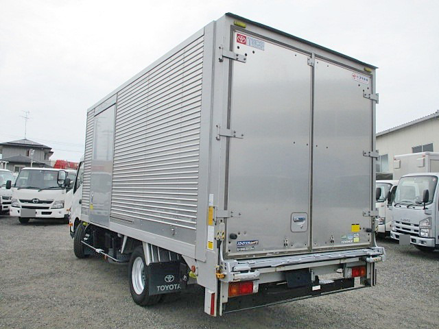 トヨタトヨエースアルミバン小型（2t・3t）[写真02]