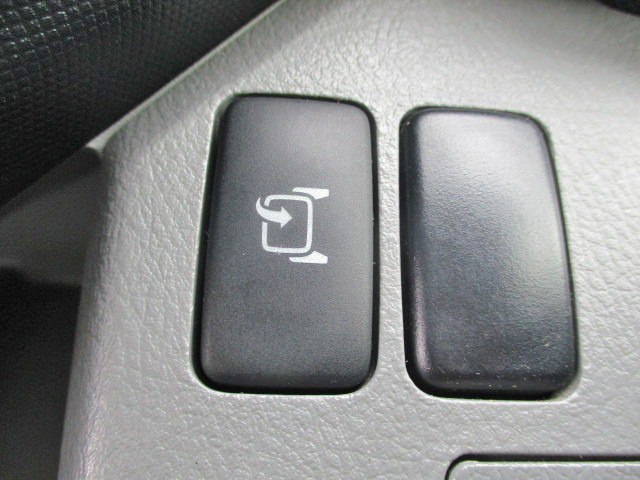 トヨタトヨエースアルミバン小型（2t・3t）[写真29]