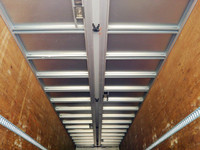 いすゞギガアルミウイング大型（10t）[写真17]