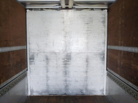 いすゞギガアルミウイング大型（10t）[写真19]