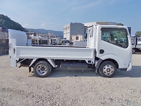 日産アトラス平ボディ小型（2t・3t）[写真04]
