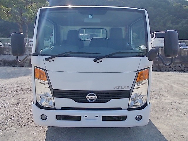 日産アトラス平ボディ小型（2t・3t）[写真05]