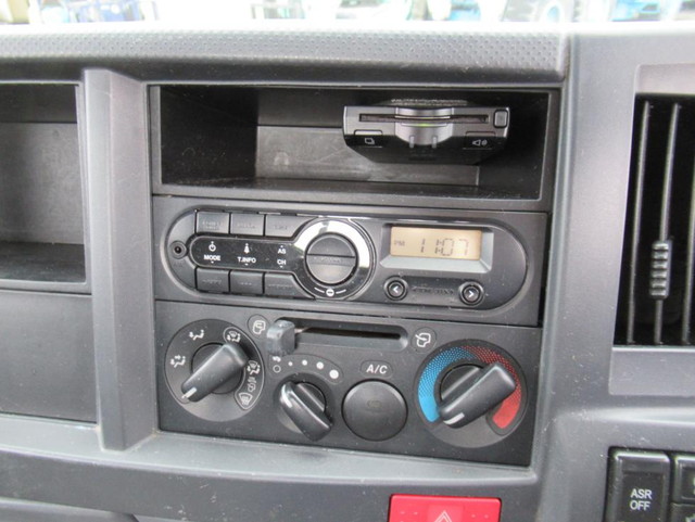 いすゞエルフ平ボディ小型（2t・3t）[写真12]