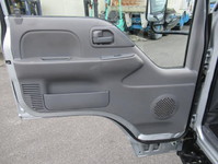 いすゞエルフ平ボディ小型（2t・3t）[写真16]