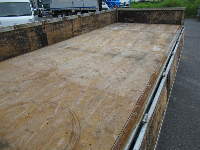 いすゞエルフ平ボディ小型（2t・3t）[写真20]