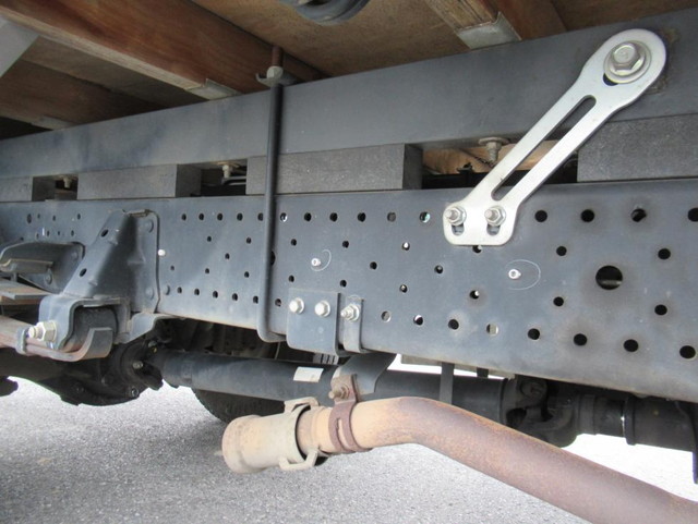 いすゞエルフ平ボディ小型（2t・3t）[写真26]