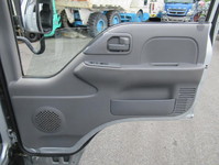 いすゞエルフ平ボディ小型（2t・3t）[写真07]