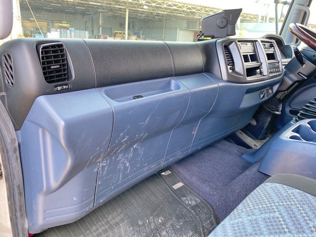 日野レンジャーアルミバン増トン（6t・8t）[写真29]