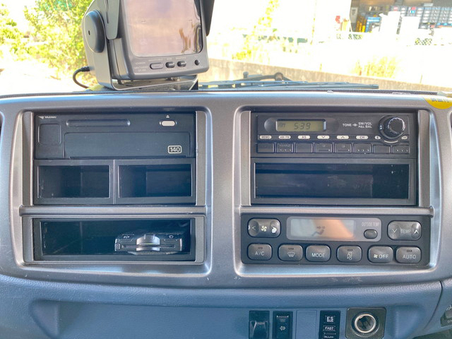 日野レンジャーアルミバン増トン（6t・8t）[写真36]