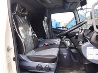 日野レンジャー幌ウイング中型（4t）[写真26]