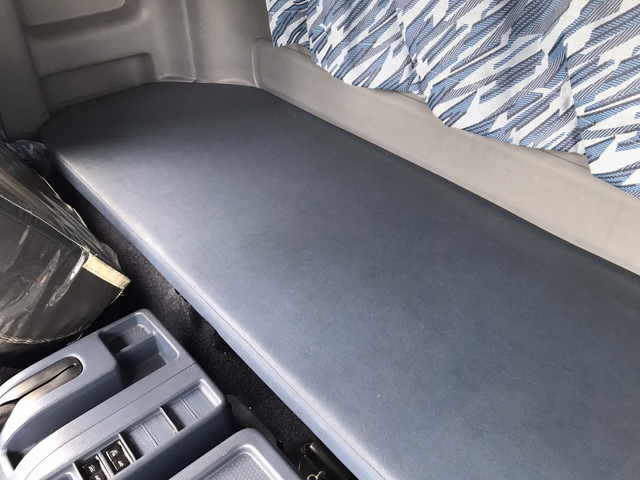 日野レンジャー幌ウイング中型（4t）[写真28]