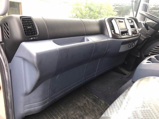 日野レンジャー幌ウイング中型（4t）[写真29]