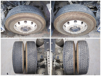 UDトラックスクオントレーラーヘッド（トラクターヘッド）大型（10t）[写真14]