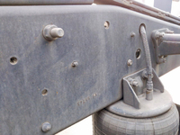 UDトラックスクオントレーラーヘッド（トラクターヘッド）大型（10t）[写真17]