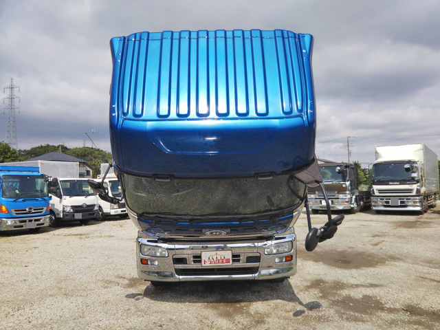 UDトラックスクオントレーラーヘッド（トラクターヘッド）大型（10t）[写真08]