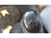 いすゞエルフ平ボディ小型（2t・3t）[写真17]