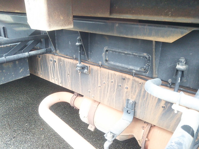 三菱ふそうスーパーグレートアームロール大型（10t）[写真10]