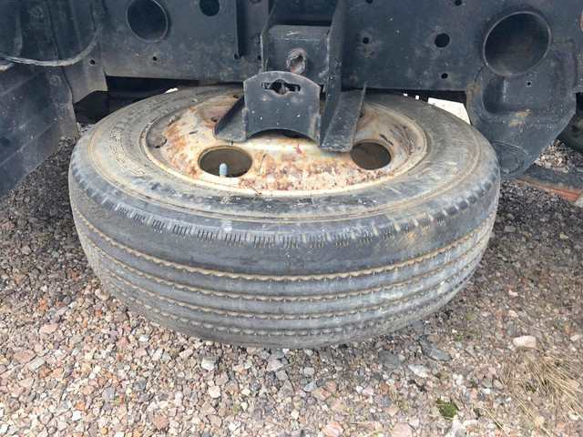 三菱ふそうキャンターダンプ小型（2t・3t）[写真12]