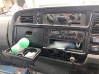 三菱ふそうキャンターダンプ小型（2t・3t）[写真25]