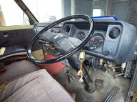 三菱ふそうキャンタークレーン付小型（2t・3t）[写真19]