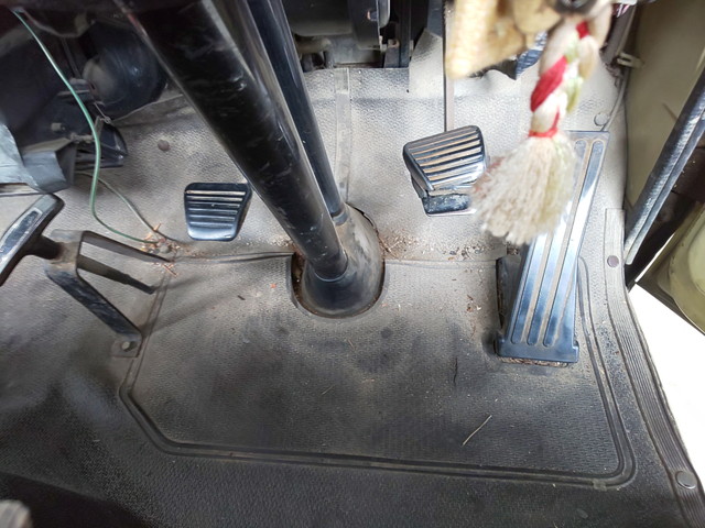 三菱ふそうキャンタークレーン付小型（2t・3t）[写真24]