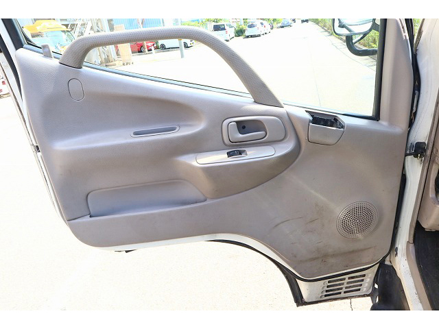 日野デュトロダンプ小型（2t・3t）[写真30]