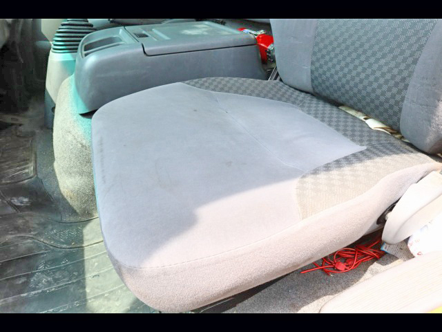 いすゞフォワードアルミブロック中型（4t）[写真34]