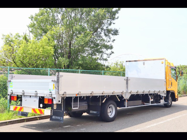 いすゞフォワードアルミブロック中型（4t）[写真04]