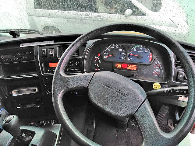 UDトラックスビッグサムアルミウイング大型（10t）[写真28]