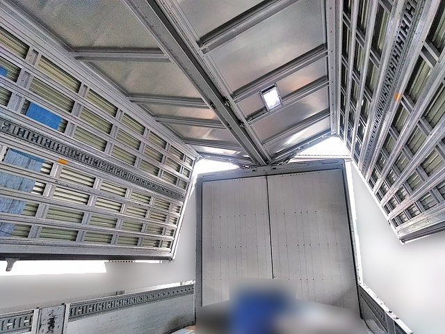 三菱ふそうファイターアルミウイング増トン（6t・8t）[写真14]